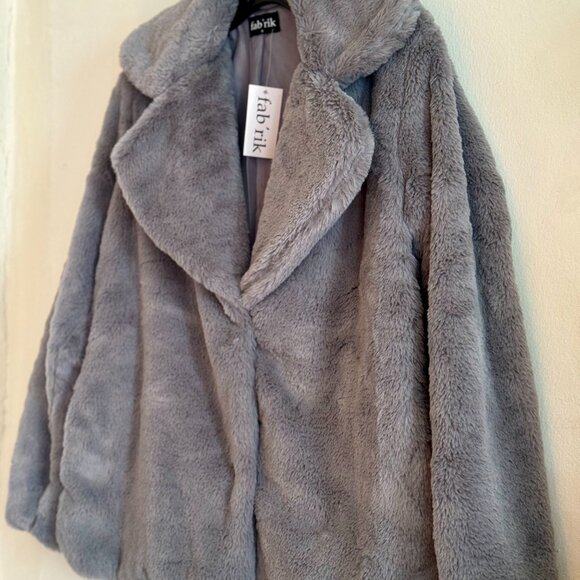 NWT Grey Cozy Soft Fleece Teddy Jacket Size S - Picture 2 of 10